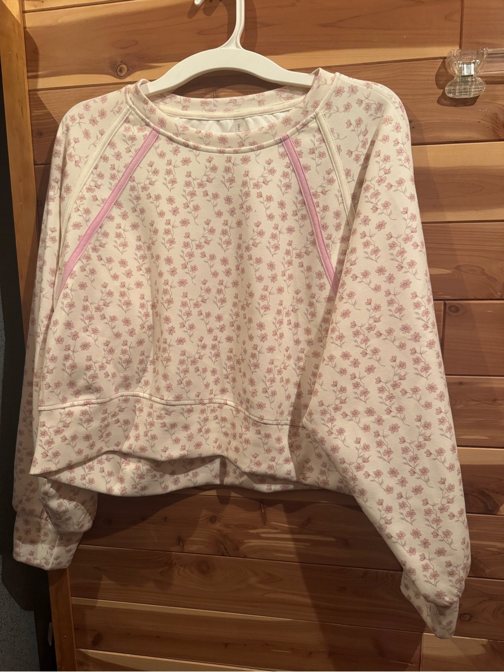 Simply Southern Cream and Pink Floral Pullover